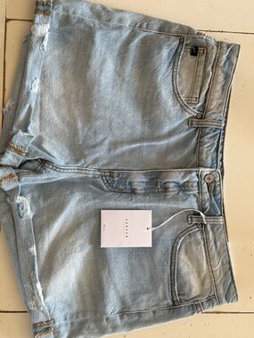 KanCan Light Wash Distressed Denim Shorts